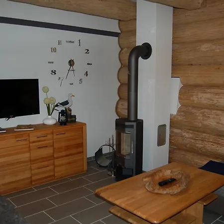 Naturstamm Apartment