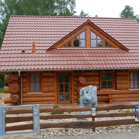 Naturstamm Apartment Trassenheide